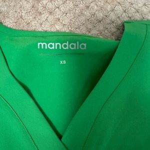 XS one pocket Mandala scrub top